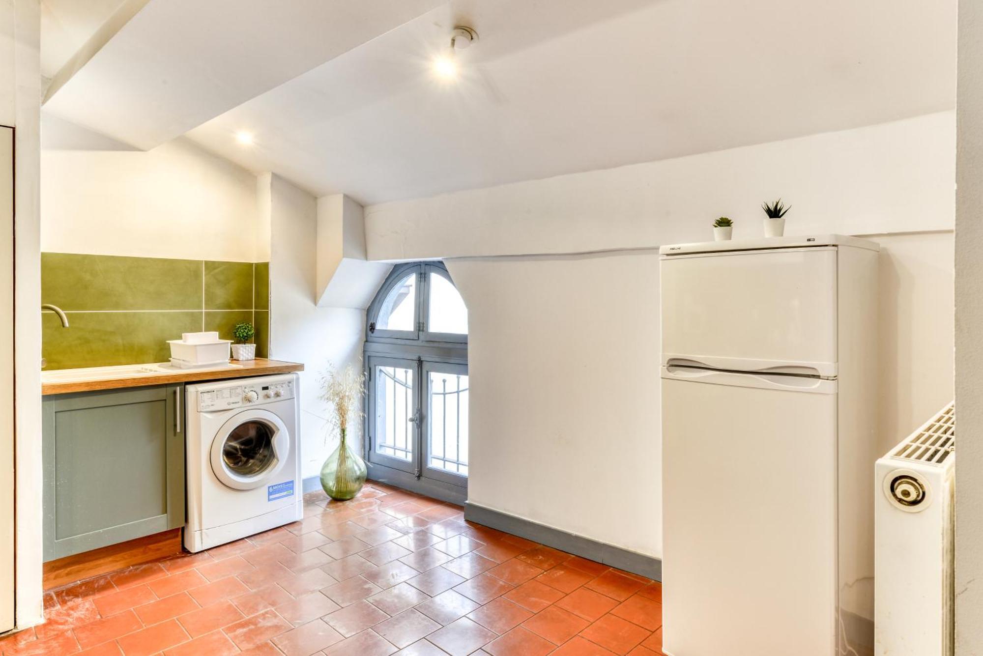 L'Escapade - Parking Gratuit - Wifi - Climatisation - Proche Cite - Tout Equipee Carcassonne Buitenkant foto
